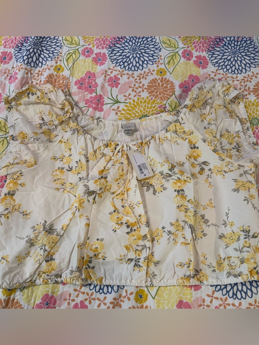NWT 2x a new day floral blouse